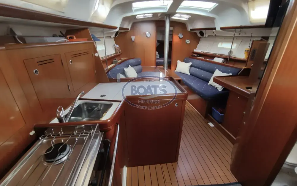 slider 1 Beneteau Oceanis 343