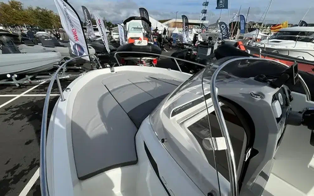 slider 13 Jeanneau Cap Camarat 5.5 WA