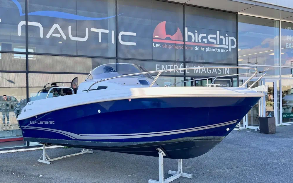 slider 5 Jeanneau Cap Camarat 5.5 WA