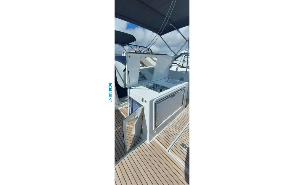 slider 16 Beneteau Flyer 9 Spacedeck