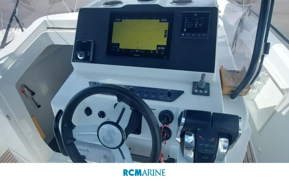 slider 5 Beneteau Flyer 9 Spacedeck