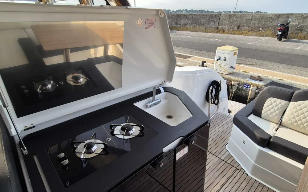 slider 12 Bavaria SR 33