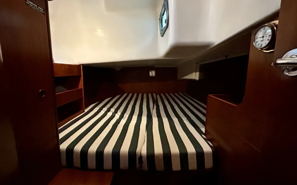 slider 13 Beneteau Oceanis 411 Clipper