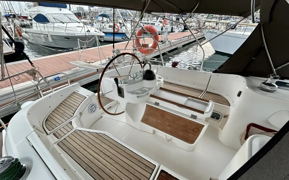 slider 2 Beneteau Oceanis 411 Clipper