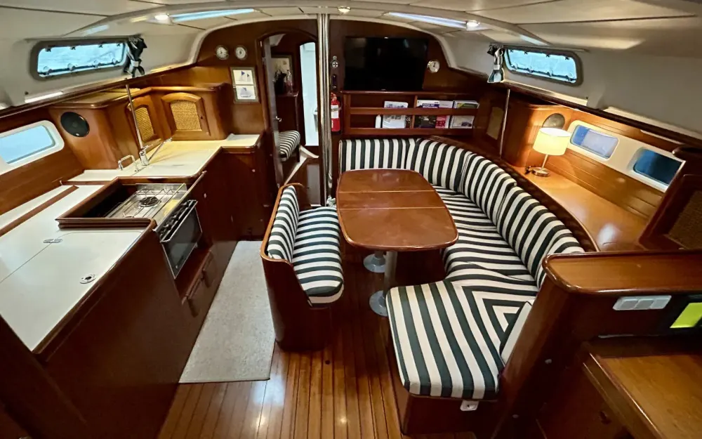 slider 6 Beneteau Oceanis 411 Clipper