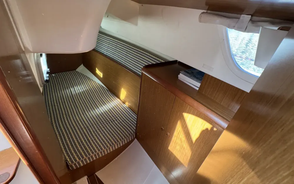 slider 2 Jeanneau Sun Odyssey 32 i