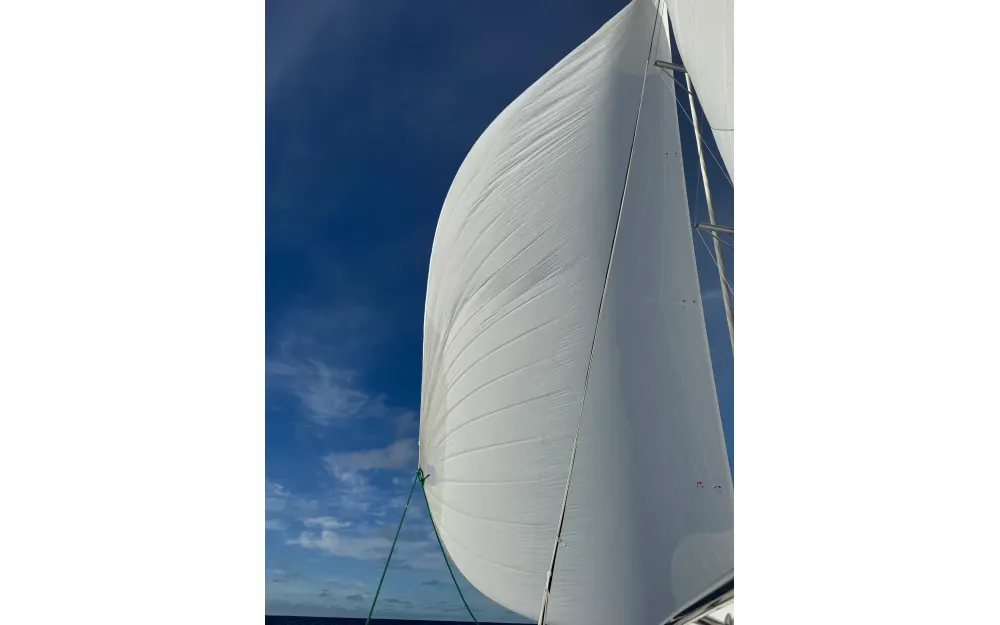 slider 26 Fountaine Pajot Astrea 42