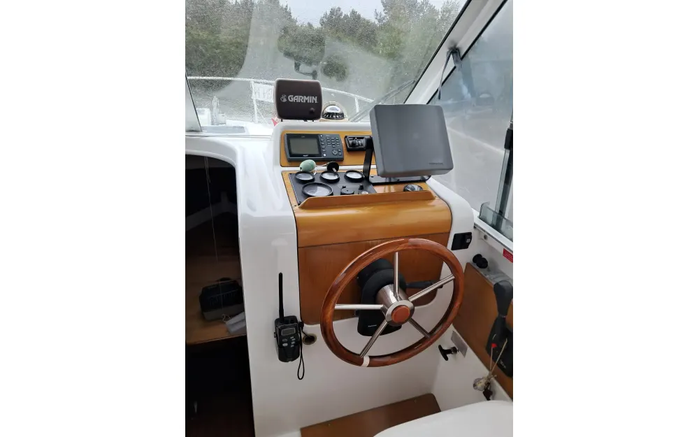 slider 7 Beneteau Antares 760