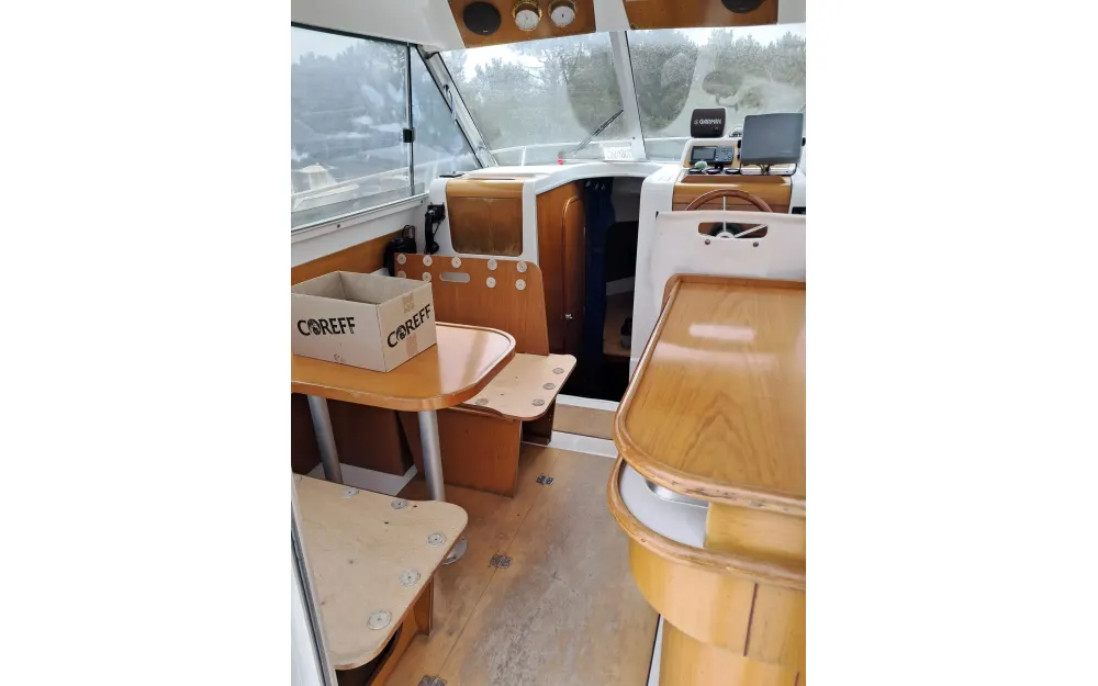 slider 8 Beneteau Antares 760