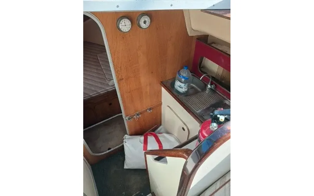 slider 10 Beneteau Antares 860
