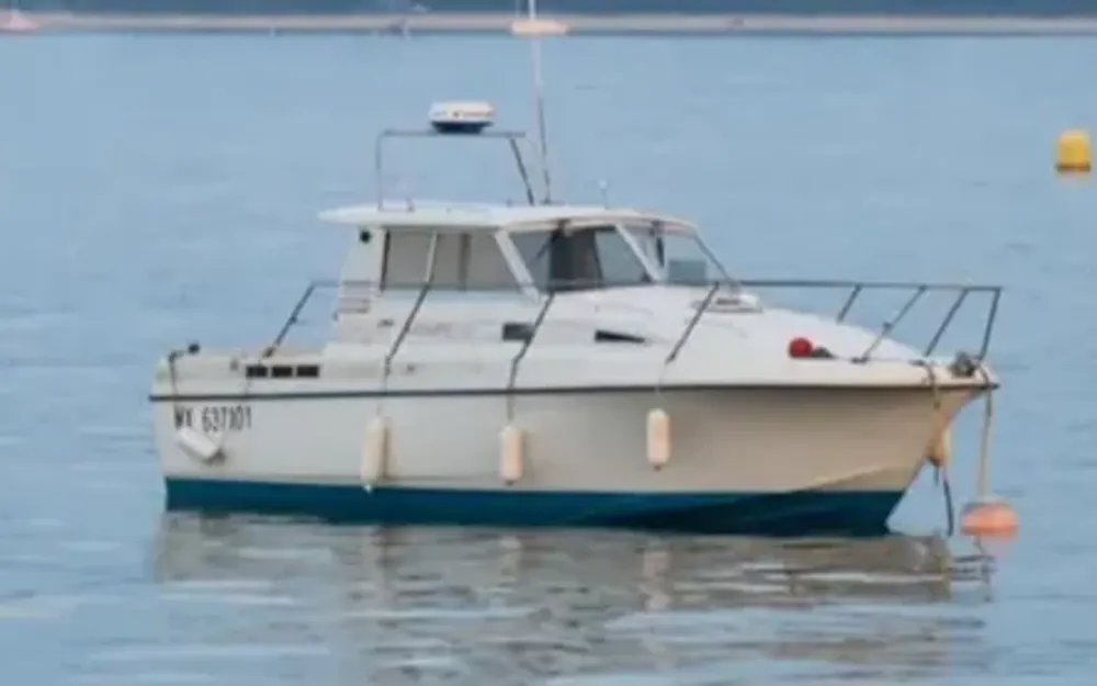 slider 19 Beneteau Antares 860