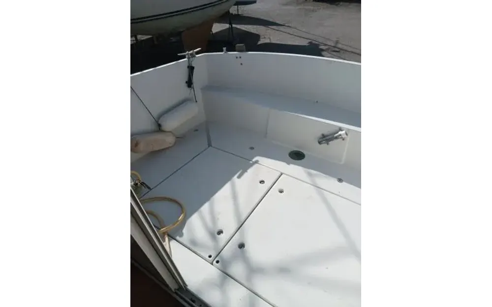 slider 6 Beneteau Antares 860