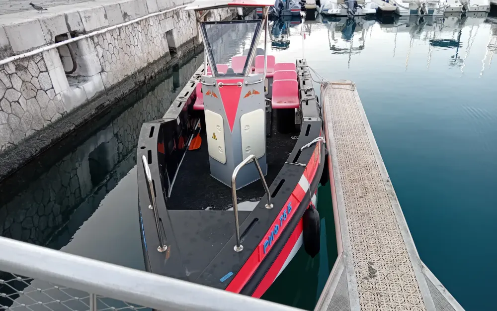 slider 5 Bateau de transport russe puissant
