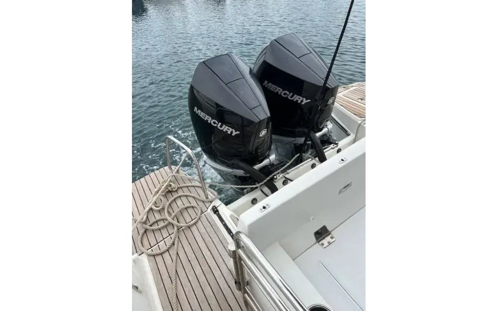 slider 4 Jeanneau Merry Fisher 1095
