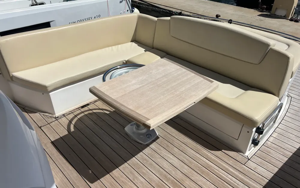 slider 5 Sessa Marine Key Largo 34