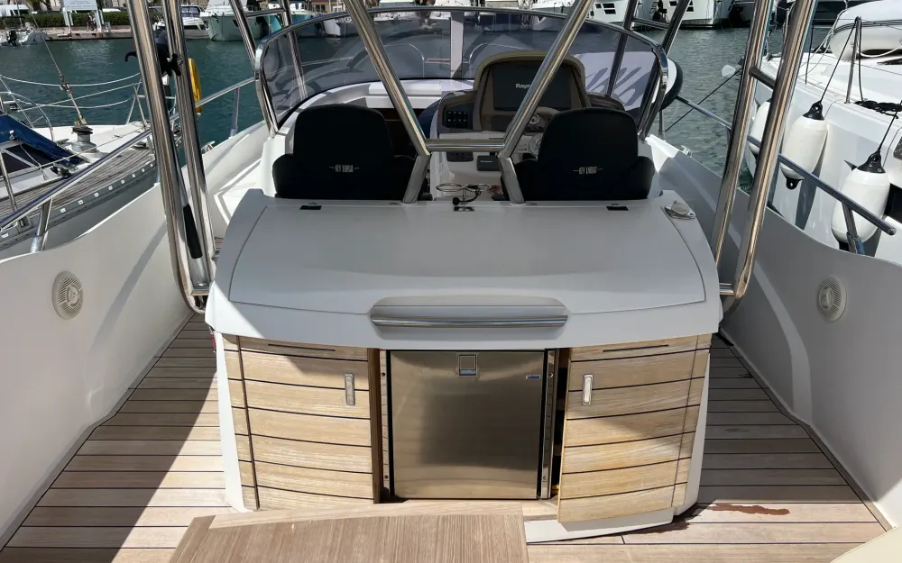 slider 7 Sessa Marine Key Largo 34