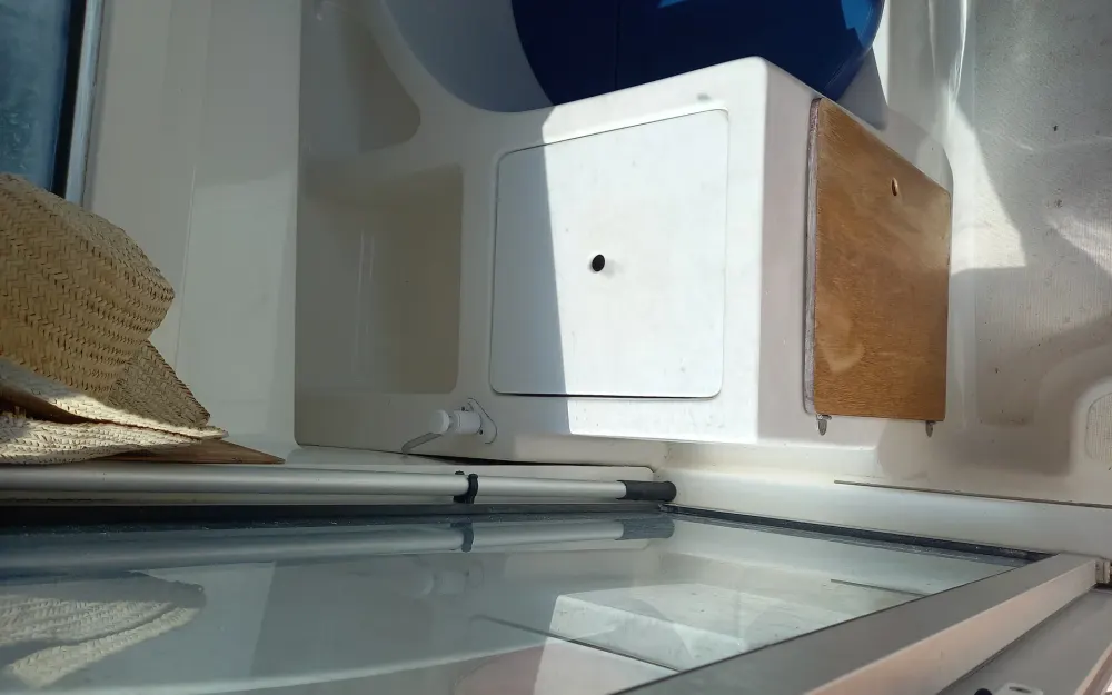 slider 19 Beneteau Antares 650 HB