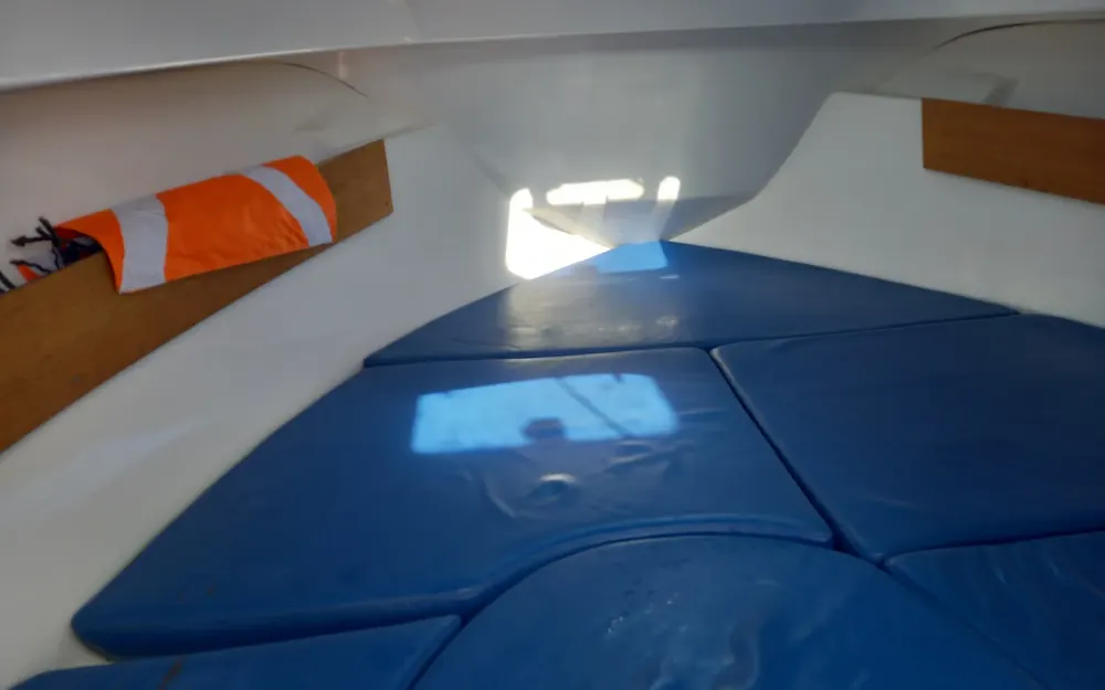 slider 23 Beneteau Antares 650 HB