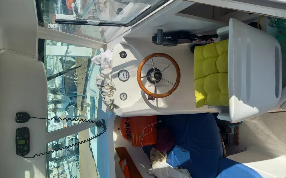 slider 6 Beneteau Antares 650 HB