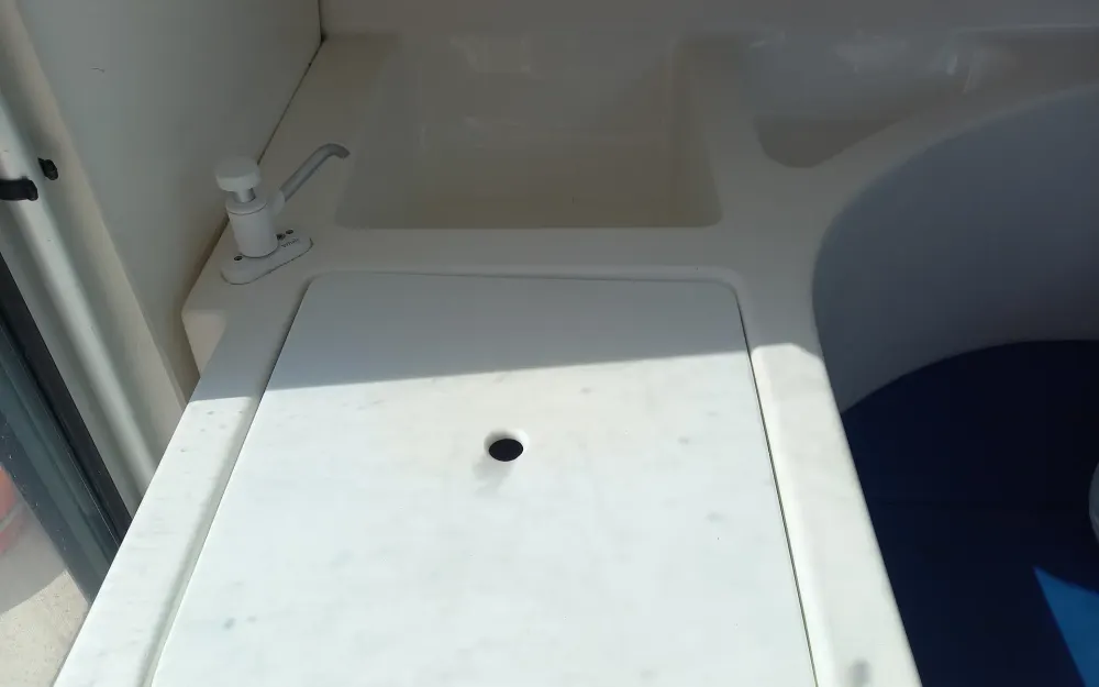 slider 8 Beneteau Antares 650 HB