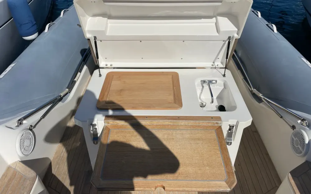 slider 11 Joker Boat Clubman 28