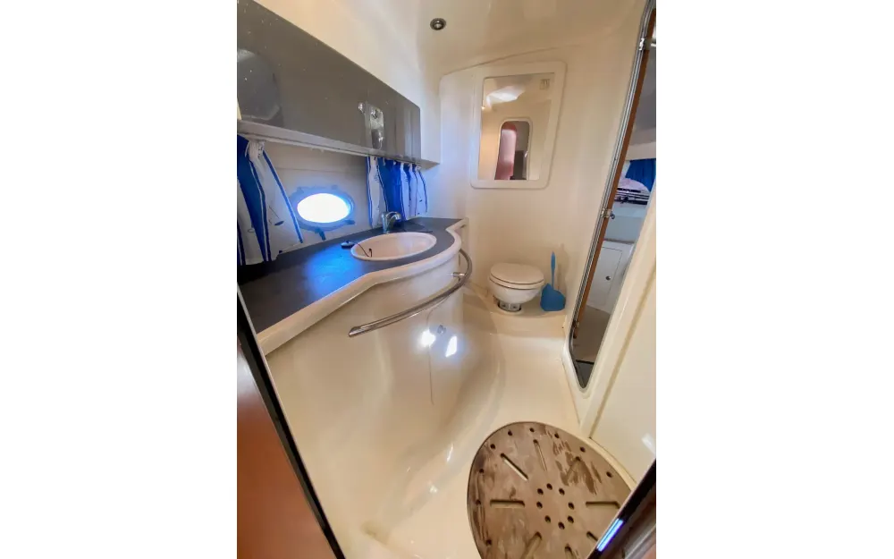 slider 17 Sessa Marine Oyster 34