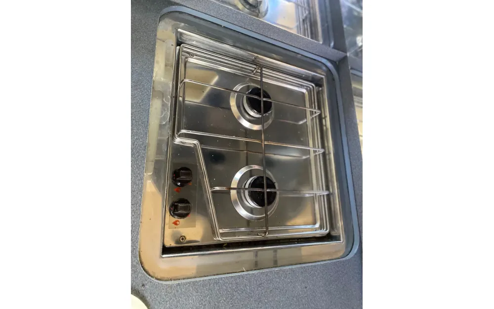 slider 32 Sessa Marine Oyster 34