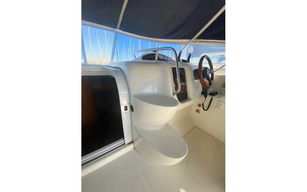 slider 37 Sessa Marine Oyster 34