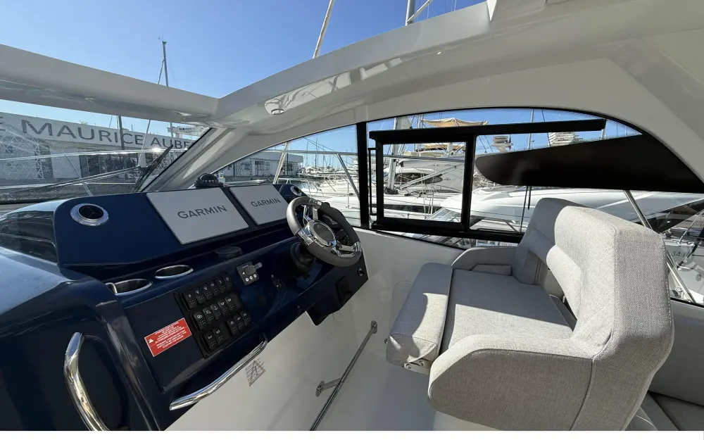 slider 12 Beneteau Gran Turismo 36