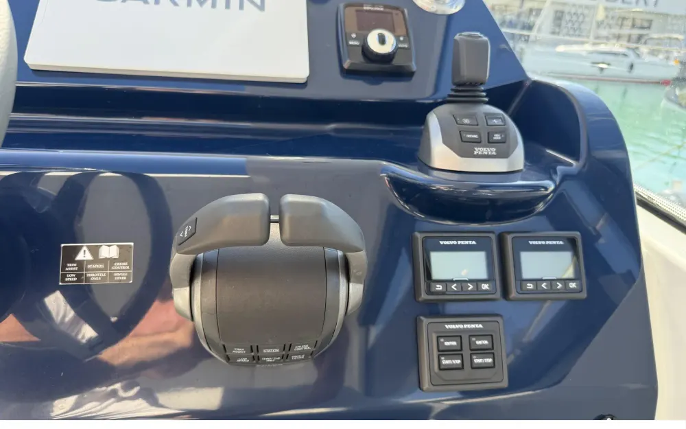 slider 14 Beneteau Gran Turismo 36