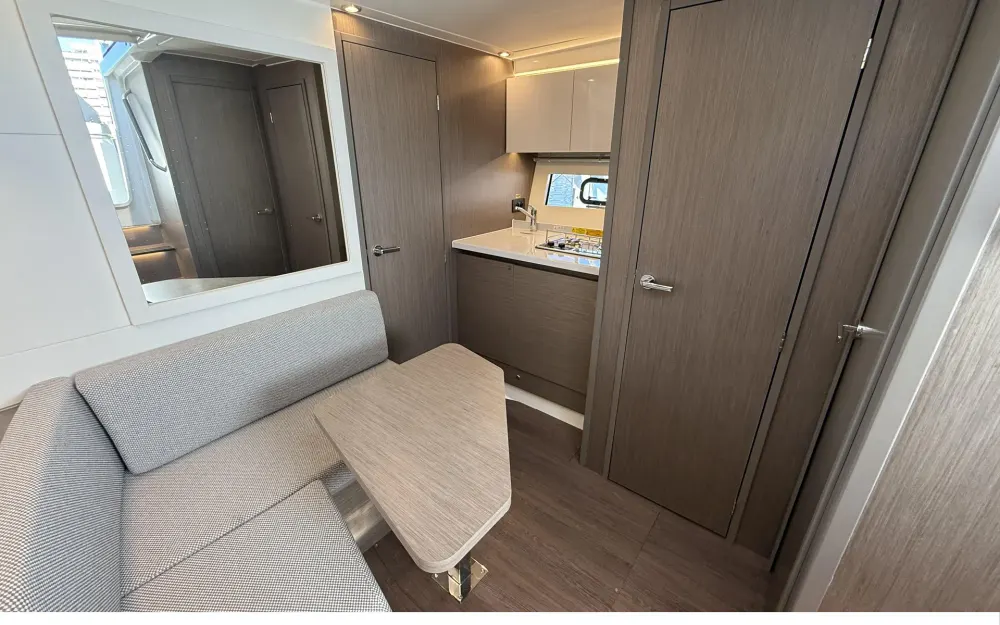 slider 1 Beneteau Gran Turismo 36