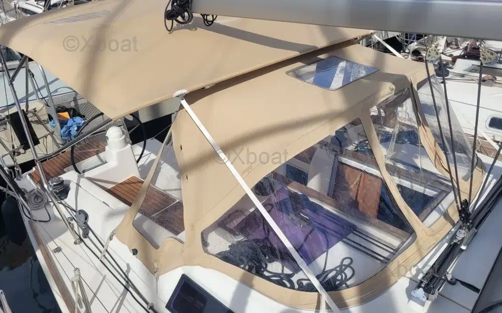 slider 10 Dufour 375