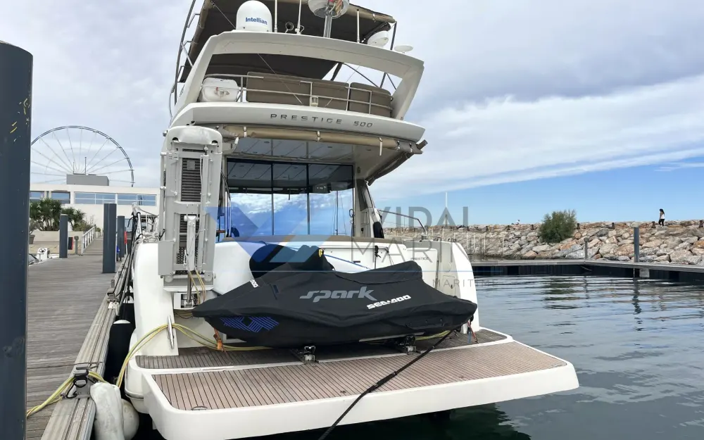 slider 1 Jeanneau Prestige 500 Fly