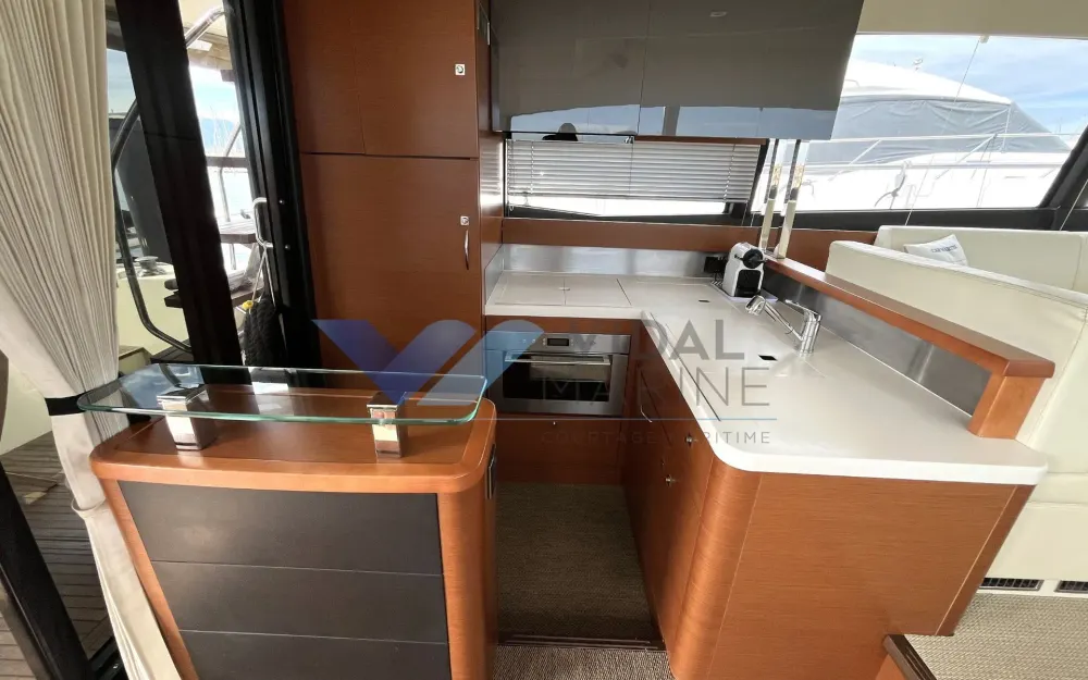 slider 5 Jeanneau Prestige 500 Fly