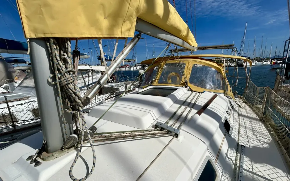 slider 19 Beneteau Oceanis 311 Clipper