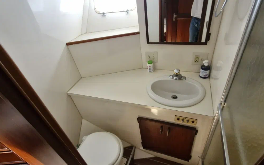 slider 17 Hatteras 60