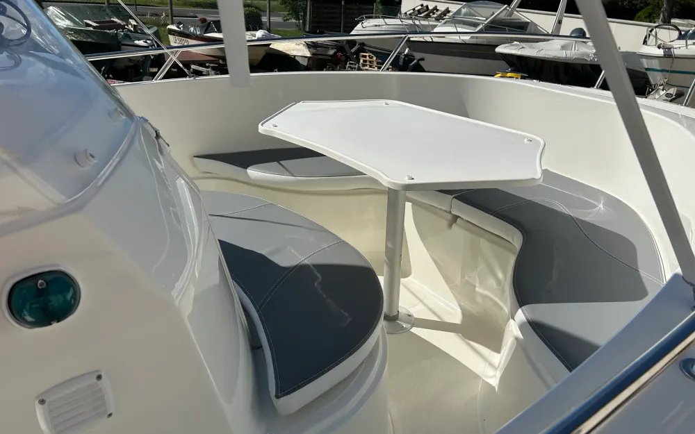 slider 8 Pacific Craft  545 Open