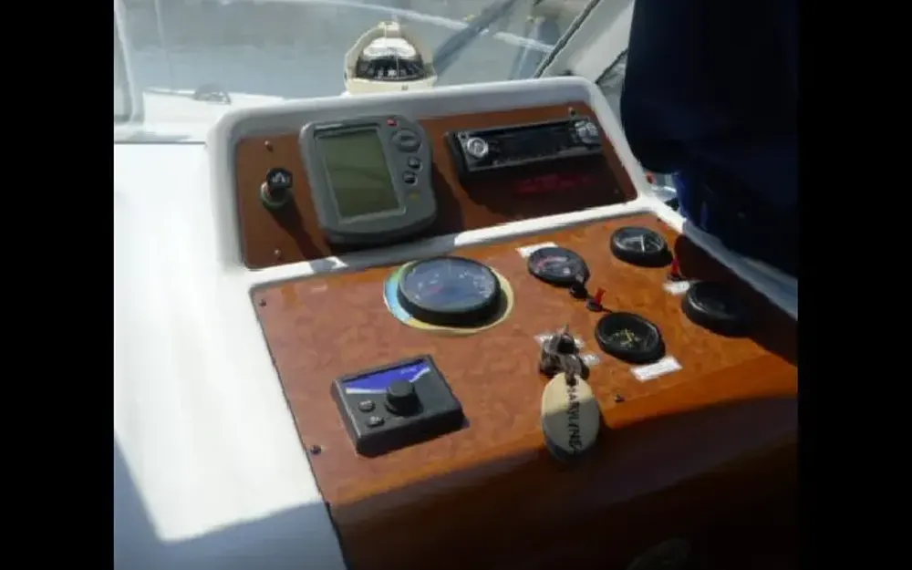 slider 16 Beneteau Antares 7.60