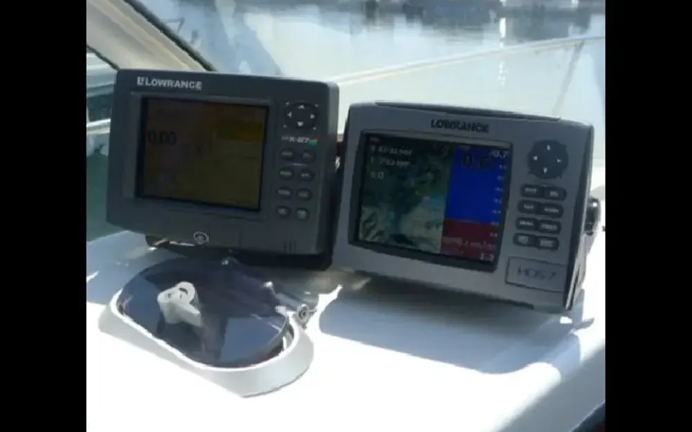 slider 17 Beneteau Antares 7.60