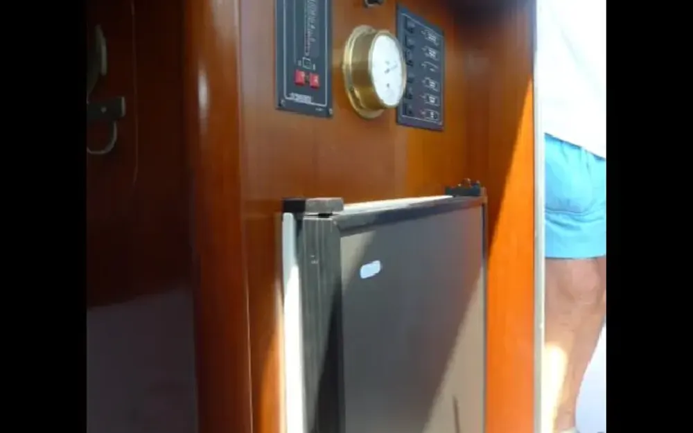 slider 19 Beneteau Antares 7.60