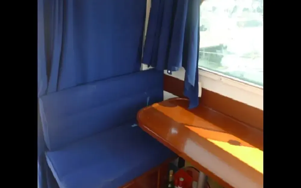 slider 21 Beneteau Antares 7.60