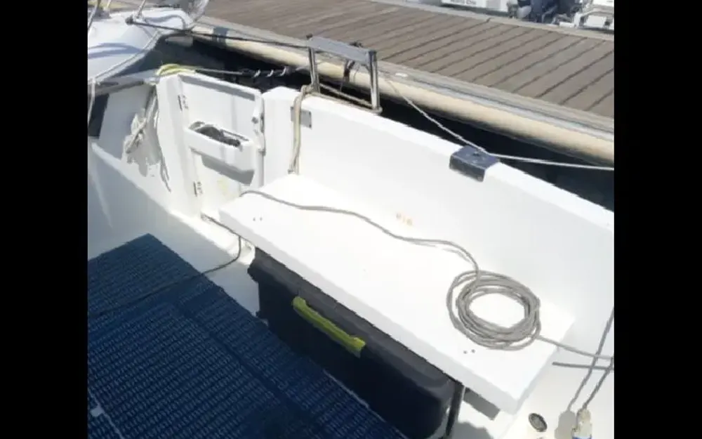 slider 6 Beneteau Antares 7.60