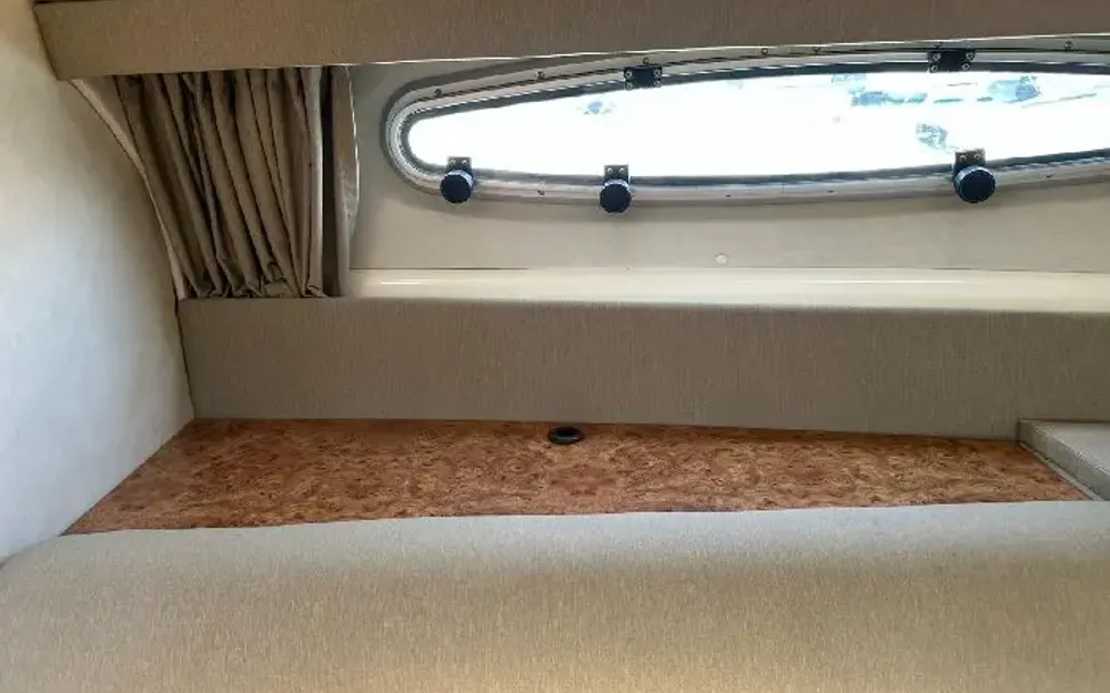 slider 24 Sealine Bolero 28