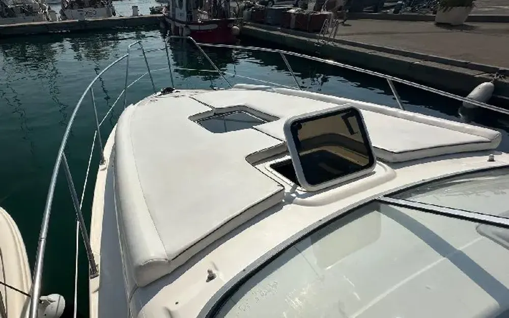 slider 3 Sealine Bolero 28