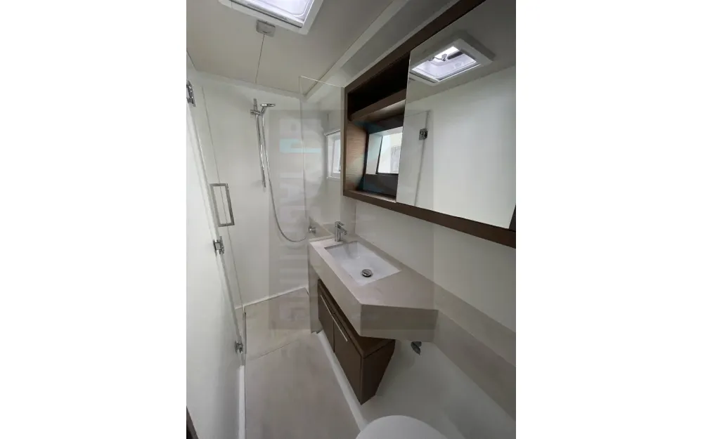slider 3 Lagoon  50