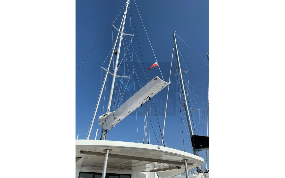 slider 5 Lagoon  50