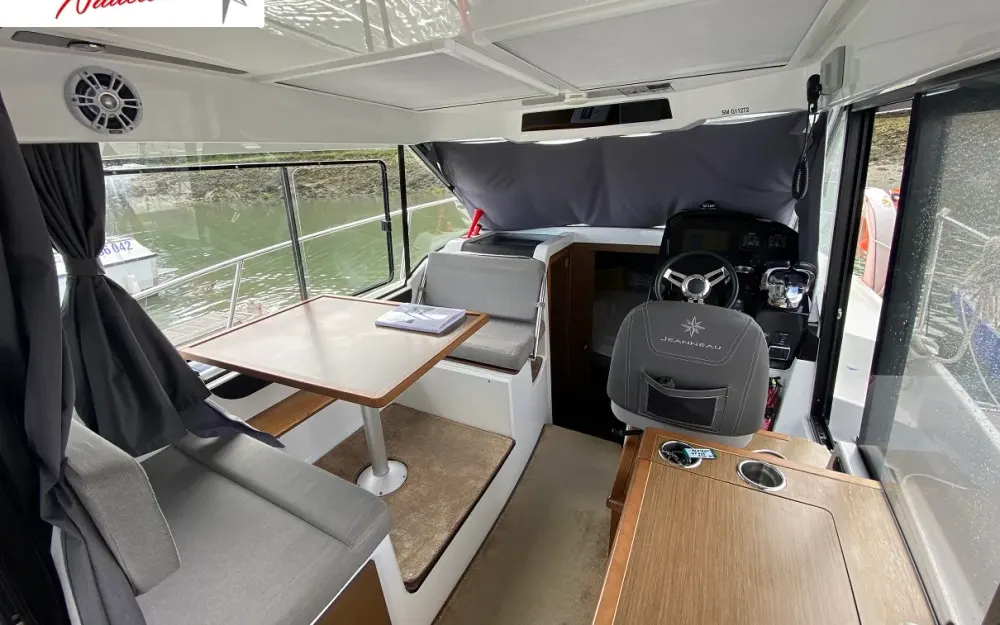 slider 6 Jeanneau Merry Fisher 895 Croisiere