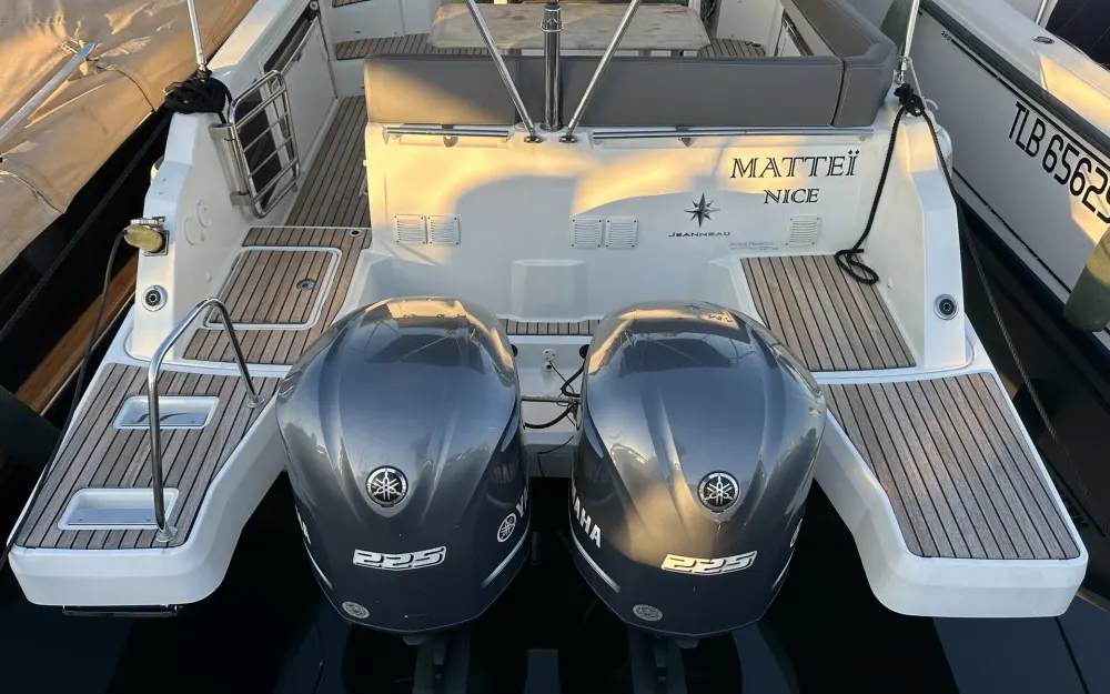 slider 6 Jeanneau Cap Camarat 9.0 WA