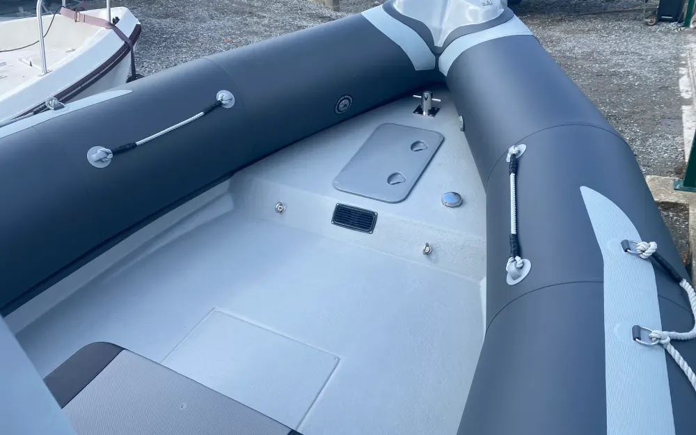 slider 7 Narwhal  HD 670