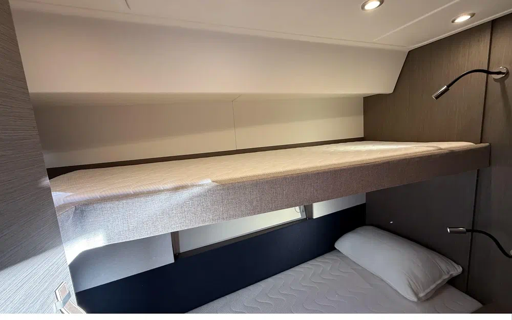 slider 27 Beneteau Gran Turismo 45